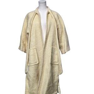 Emily Wetherby Coat Womens Medium Ivory Fuzzy‎ Boucle Belted Lined Patch Pockets